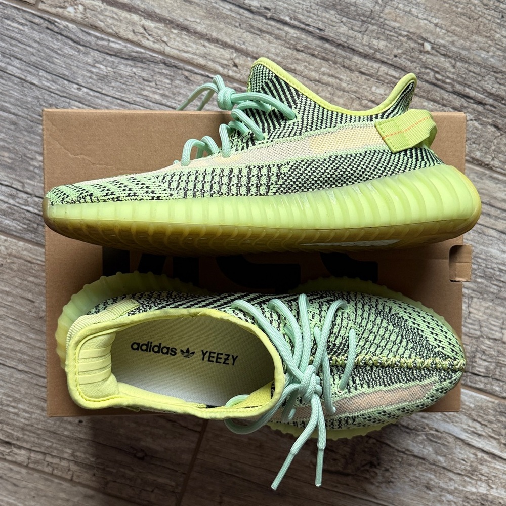 Adidas Yeezy Boost 350 V2 in Lime and Black - Picture 3 of 9